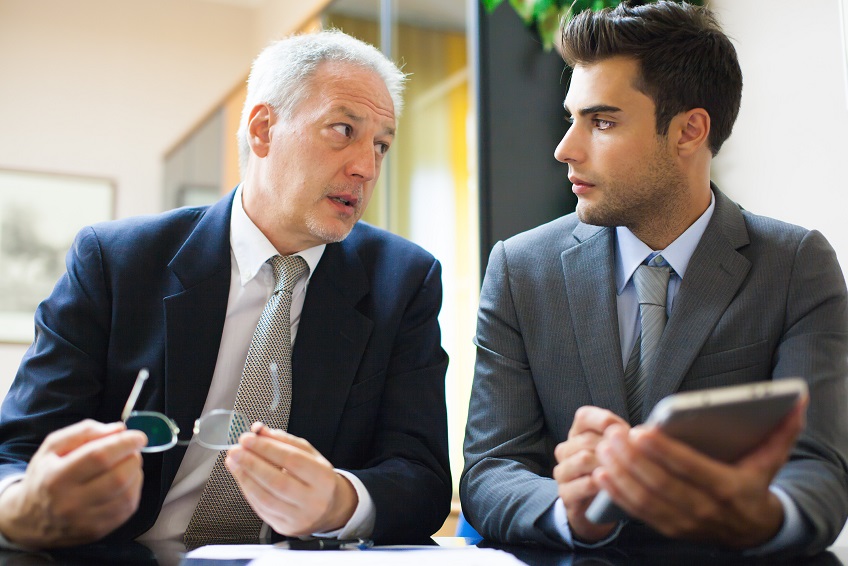 In ce situatii angajatorul poate concedia pe motive care tin de persoana salariatului