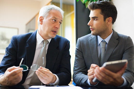 In ce situatii angajatorul poate concedia pe motive care tin de persoana salariatului